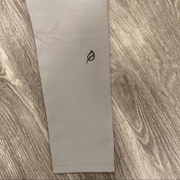 P'tula Taylor "Stay True" Legging 24" - White Sage - Picture 6 of 8